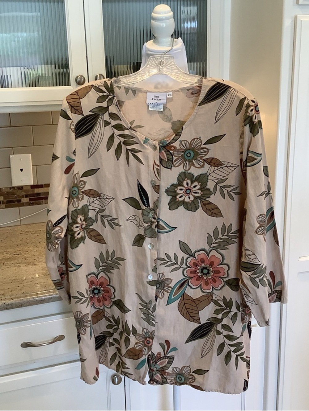 Hot Cotton Beige Floral Button-Front Blouse Size XL Linen and Cotton